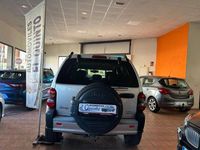 Usado Jeep Cherokee Limited 162 CV (119 kW) 2005 Gris SUV