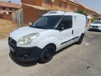 Usado Fiat Doblò Dynamic 90 CV (66 kW) 2014 Blanco Monovolumen