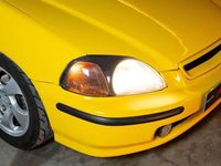 Usado Honda Civic 160 CV (117 kW) 1996 Amarillo Utilitario