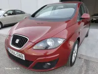 Usado Seat Altea Reference 105 CV (77 kW) 2009 Burdeos Monovolumen