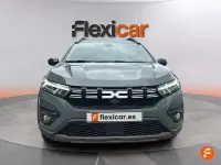Usado Dacia Jogger Expression 100 CV (73 kW) 2023 Verde Monovolumen