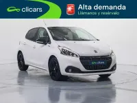 Usado Peugeot 208 GT-line 102 CV (75 kW) 2019 Blanco Utilitario
