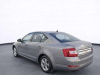 Usado Skoda Octavia Ambition 105 CV (77 kW) 2015 Beige Utilitario