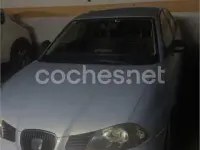 Usado Seat Cordoba Stylance 100 CV (73 kW) 2005 Azul Berlina