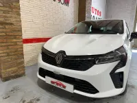 Nuevo Renault Clio Evolution 100 CV (73 kW) 2025 Blanco Utilitario