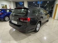 Usado VW Passat Business 122 CV (89 kW) 2020 Gris Familiar