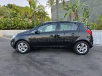 Usado Opel Corsa Selective 85 CV (62 kW) 2013 Negro Utilitario