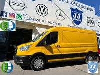 Usado Ford Transit Trend 130 CV (95 kW) 2022 Amarillo Van