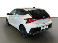 Nuevo Hyundai i20 Blackline 90 CV (66 kW) 2026 Blanco Utilitario