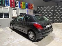 Usado Peugeot 207 75 CV (55 kW) 2007 Negro Berlina