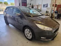 Usado Ford Focus Titanium 115 CV (84 kW) 2014 Negro Familiar