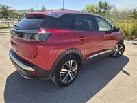 Usado Peugeot 3008 Allure 130 CV (95 kW) 2022 Rojo SUV