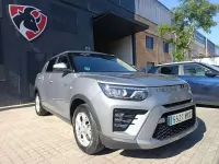 Usado SsangYong Tivoli 135 CV (99 kW) 2024 Gris / plata SUV
