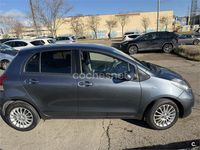 Usado Toyota Yaris 101 CV (74 kW) 2009 Gris / plata Berlina