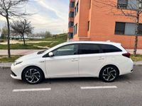 usado Toyota Auris Touring Sports hybrid 140H Active