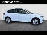 Usado Skoda Kamiq Ambition 110 CV (80 kW) 2022 Blanco SUV