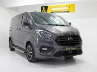 Usado Ford Transit Custom Limited 150 CV (110 kW) 2022 Gris / plata Van