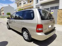 Usado Kia Carnival LX 144 CV (105 kW) 2005 Beige Monovolumen