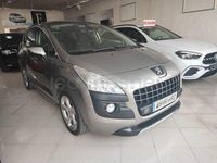 Usado Peugeot 3008 Active 115 CV (84 kW) 2013 Gris / plata Familiar