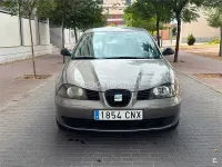 Usado Seat Ibiza Reference 100 CV (73 kW) 2004 Gris / plata Utilitario