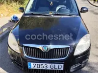Usado Skoda Fabia 60 CV (44 kW) 2009 Negro Berlina