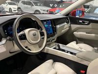 Usado Volvo XC60 Plus 350 CV (257 kW) 2024 SUV