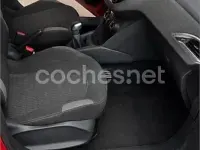 Usado Peugeot 208 Style 100 CV (73 kW) 2016 Rojo Utilitario