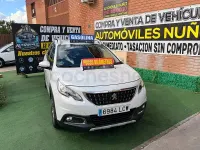 Używany Peugeot 2008 Allure 130 KM (95 kW) 2020 Biały SUV