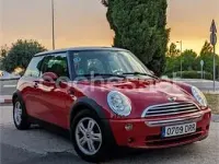 Usado Mini ONE 90 CV (66 kW) 2005 Rojo Utilitario