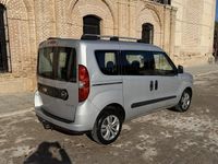 Usado Opel Combo Expression 90 CV (66 kW) 2016 Gris / plata Monovolumen