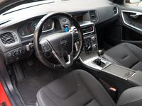 Begagnad Volvo V60 Kinetic 136 HK (100 kW) 2014 Röd Kombi