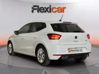 Usado Seat Ibiza FR 110 CV (80 kW) 2023 Blanco Utilitario