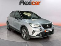Usado Seat Arona FR 110 CV (80 kW) 2024 Gris SUV