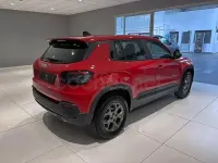 Nuevo Jeep Avenger Longitude 100 CV (73 kW) 2025 Rojo SUV