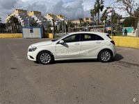 Usado Mercedes A180 AMG line 122 CV (89 kW) 2013 Blanco Berlina