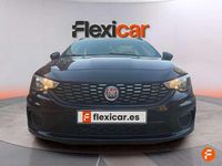Usado Fiat Tipo Easy 120 CV (88 kW) 2018 Negro Familiar