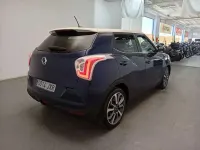 Usado SsangYong Tivoli Limited 116 CV (85 kW) 2017 Azul SUV