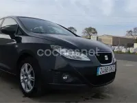 Usado Seat Ibiza Style 85 CV (62 kW) 2009 Gris / plata Berlina