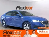 Usado Skoda Octavia Active 116 CV (85 kW) 2022 Azul Berlina