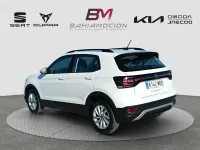 Usado VW T-Cross Advance 110 CV (80 kW) 2023 Blanco SUV