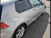 Usado VW Golf VII Advance 105 CV (77 kW) 2013 Gris / plata Berlina