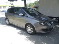 Usado Seat Toledo Sport 140 CV (102 kW) 2006 Marrón Utilitario