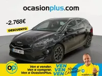Usado Kia Ceed Style 100 CV (73 kW) 2025 Negro Utilitario