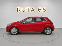 Usado Peugeot 208 Access 82 CV (60 kW) 2016 Rojo Utilitario