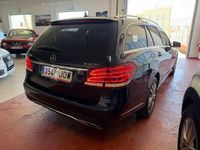 Usado Mercedes E300 Avantgarde 231 CV (169 kW) 2015 Azul Familiar