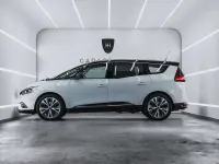 Usado Renault Grand Scénic IV Zen 140 CV (102 kW) 2018 Blanco Monovolumen