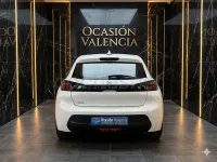 Usado Peugeot 208 Active 75 CV (55 kW) 2023 Blanco Utilitario