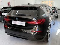 Usado BMW 118 Sport Line 136 CV (100 kW) 2022 Negro Utilitario