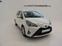 Usado Toyota Yaris Active 99 CV (72 kW) 2020 Blanco Utilitario