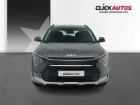 Usado Kia Niro 129 CV (94 kW) 2025 Gris / plata SUV